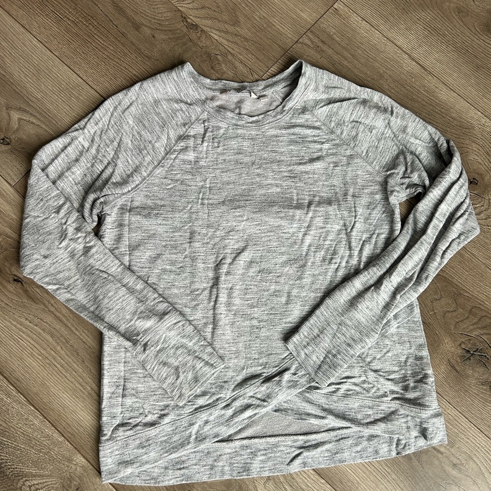 Athleta Gray Women's Crew Neck Sweatshirt
